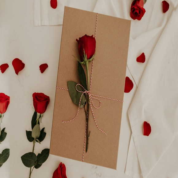 A guide to the Best Valentine's Day Gifts in 2025