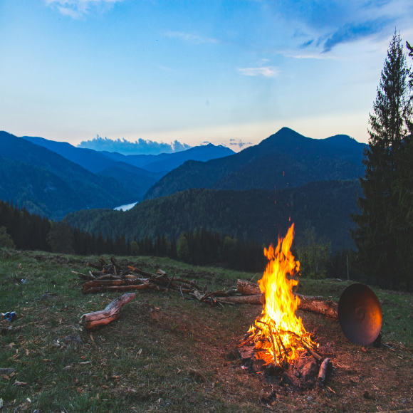 8 Smart Travel Gadgets for your monsoon adventures
