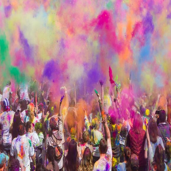 6 Holi Destinations and Must-Try Delicacies at These Destinations