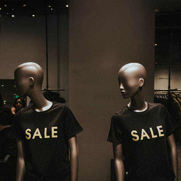 Black Friday Wishlist: 5 Investment Pieces Worth Shopping