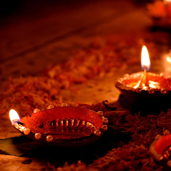 Thoughtful & Personalized Diwali Gift Ideas for Every Budget